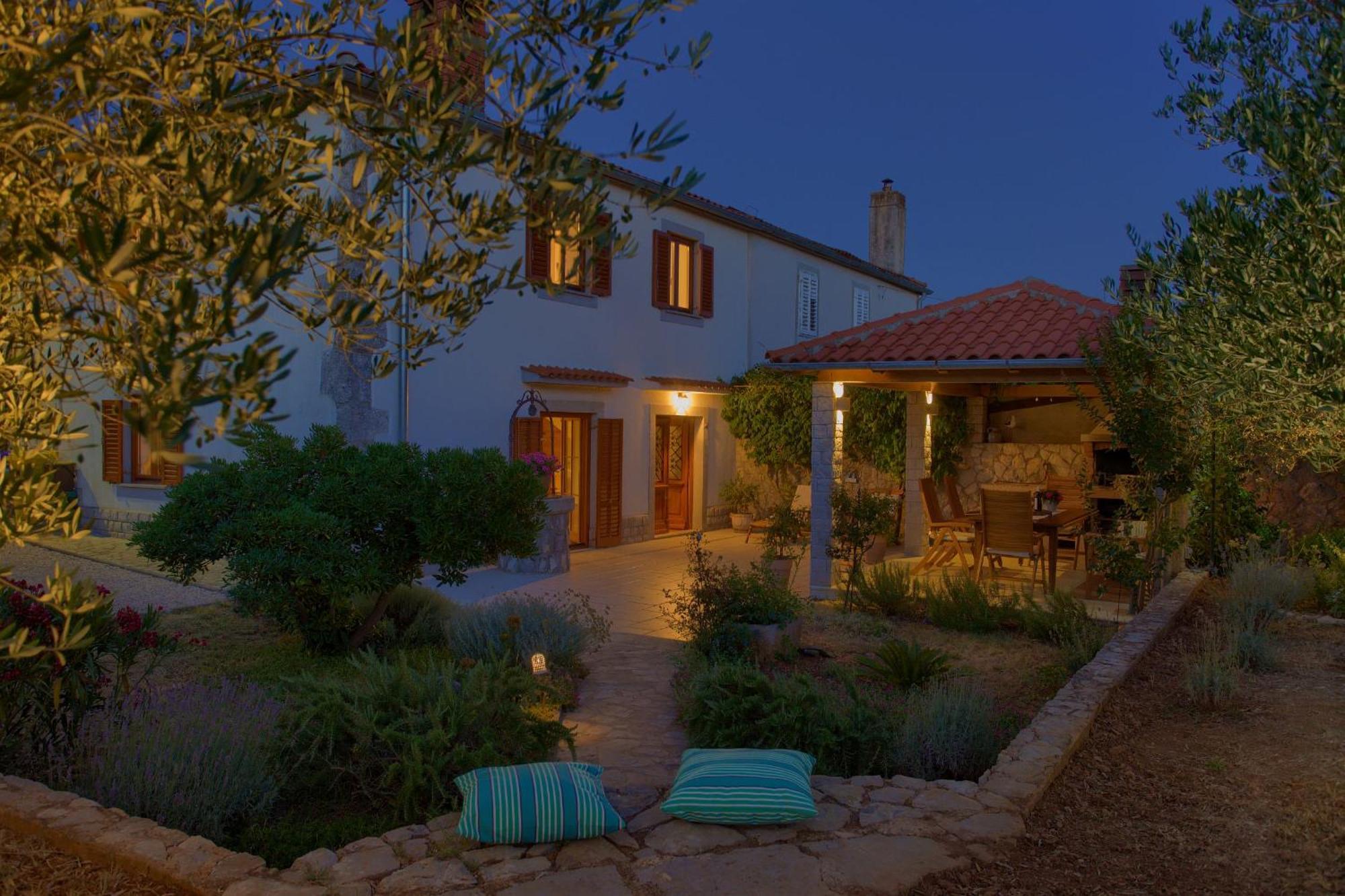 Holiday Home Lavanda Kornić Exterior foto