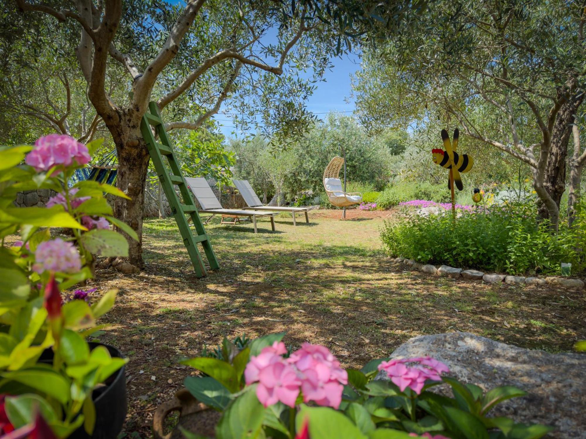 Holiday Home Lavanda Kornić Exterior foto